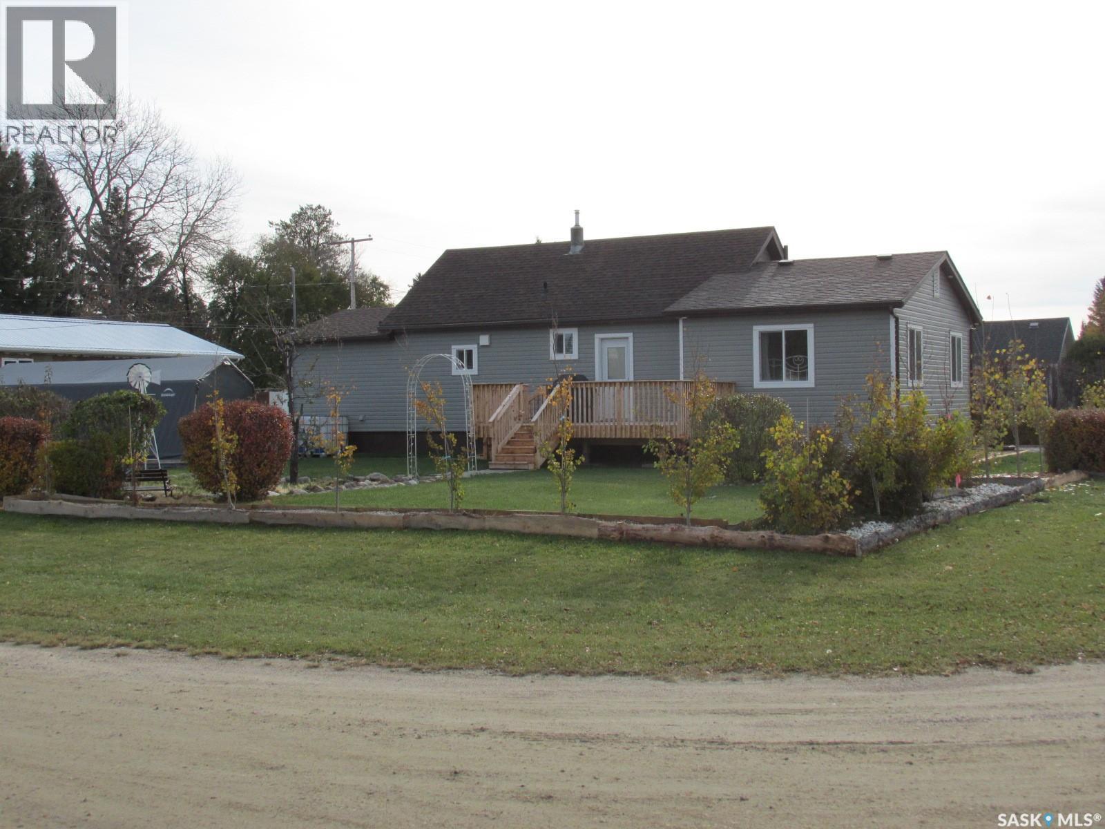 302 Rustad AVENUE, white fox, Saskatchewan