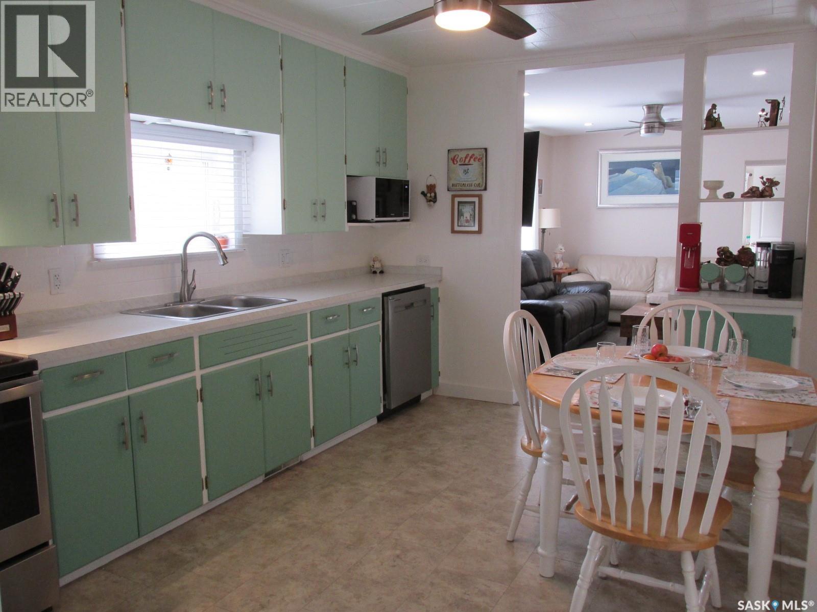 302 Rustad Avenue, White Fox, Saskatchewan  S0J 3B0 - Photo 19 - SK021743