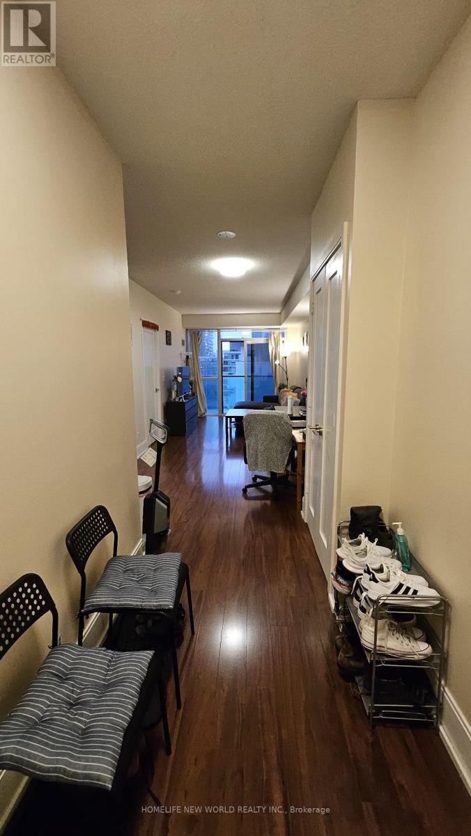 1211 - 70 Roehampton Avenue, Toronto, Ontario  M4P 1R2 - Photo 4 - C12482034