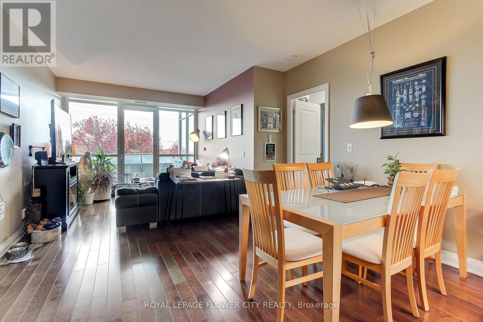 414 - 1055 Southdown Road, Mississauga (Clarkson), Ontario  L5J 0A3 - Photo 18 - W12463238