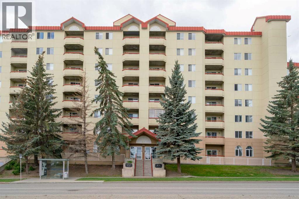 103, 2011 University Drive NW, Calgary, Alberta