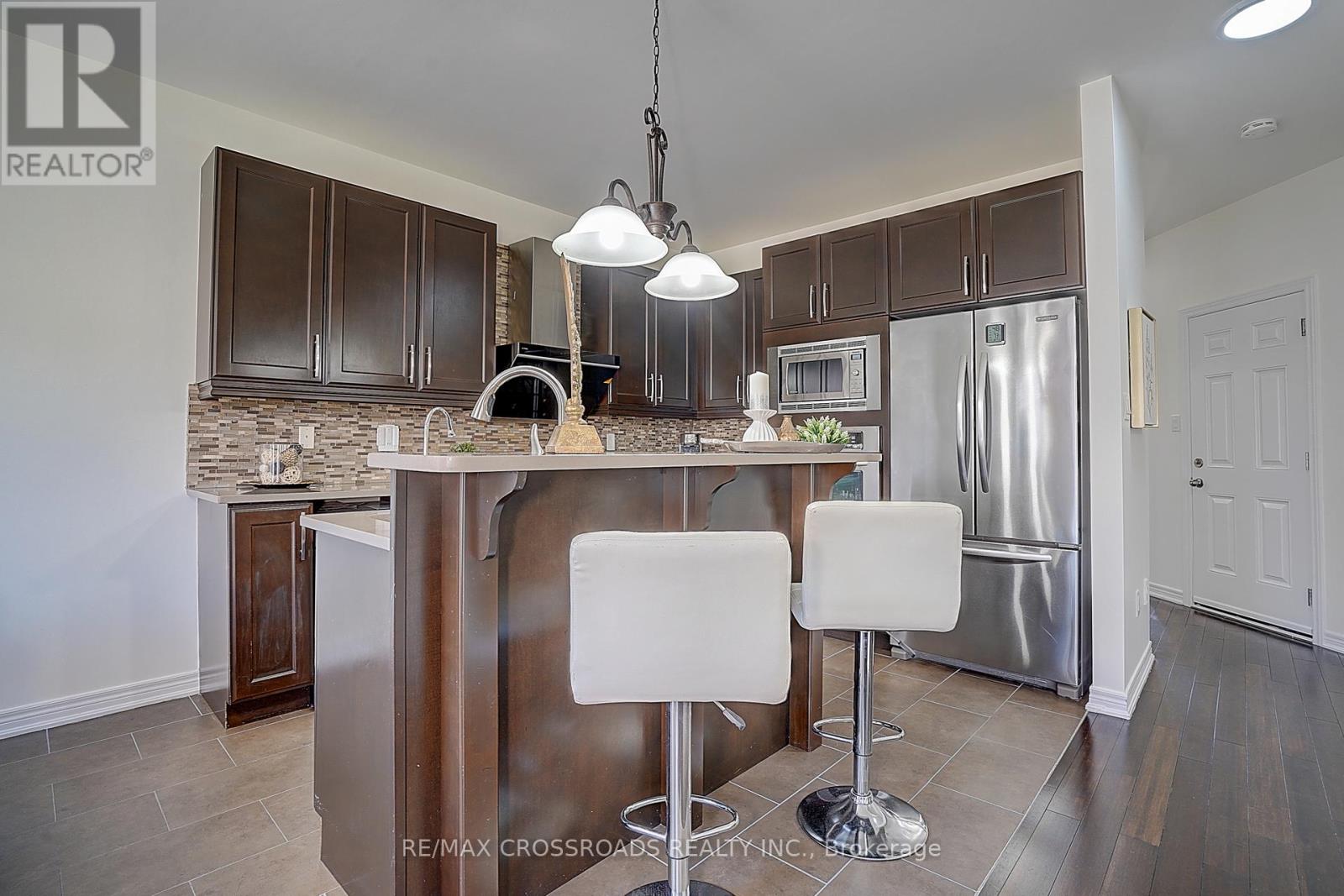 106 Milos Road, Richmond Hill (Jefferson), Ontario  L4E 0M3 - Photo 24 - N12482040