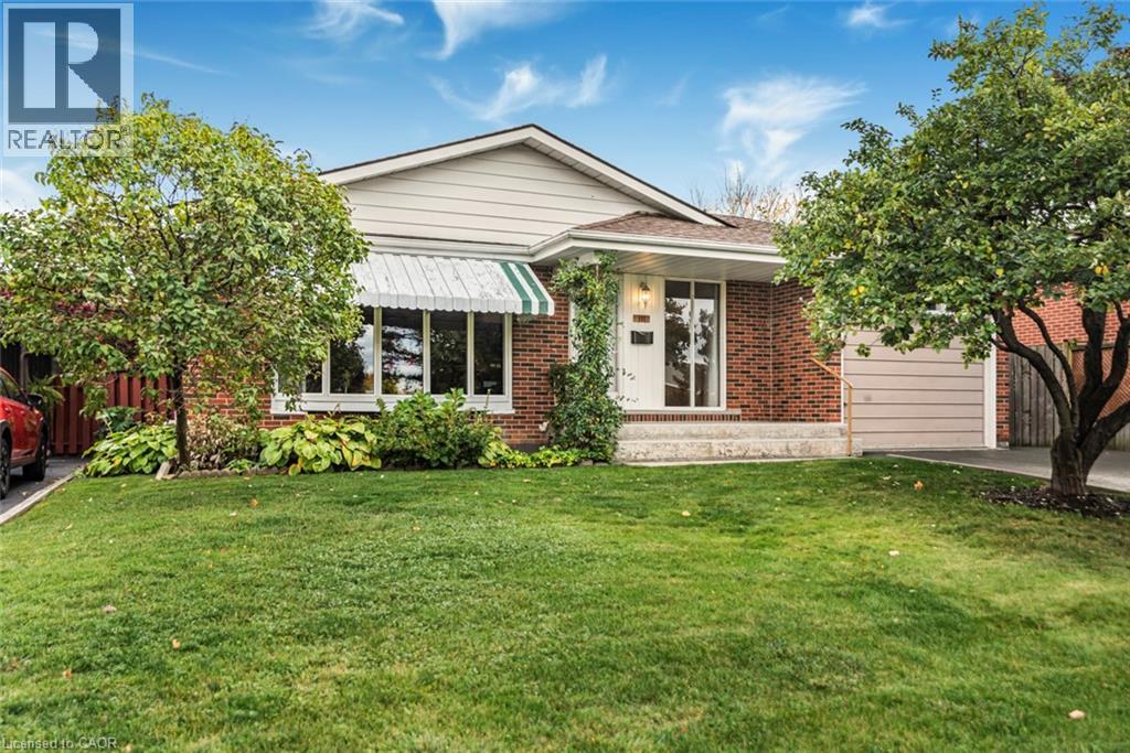 111 GREENFORD Drive, Hamilton, Ontario