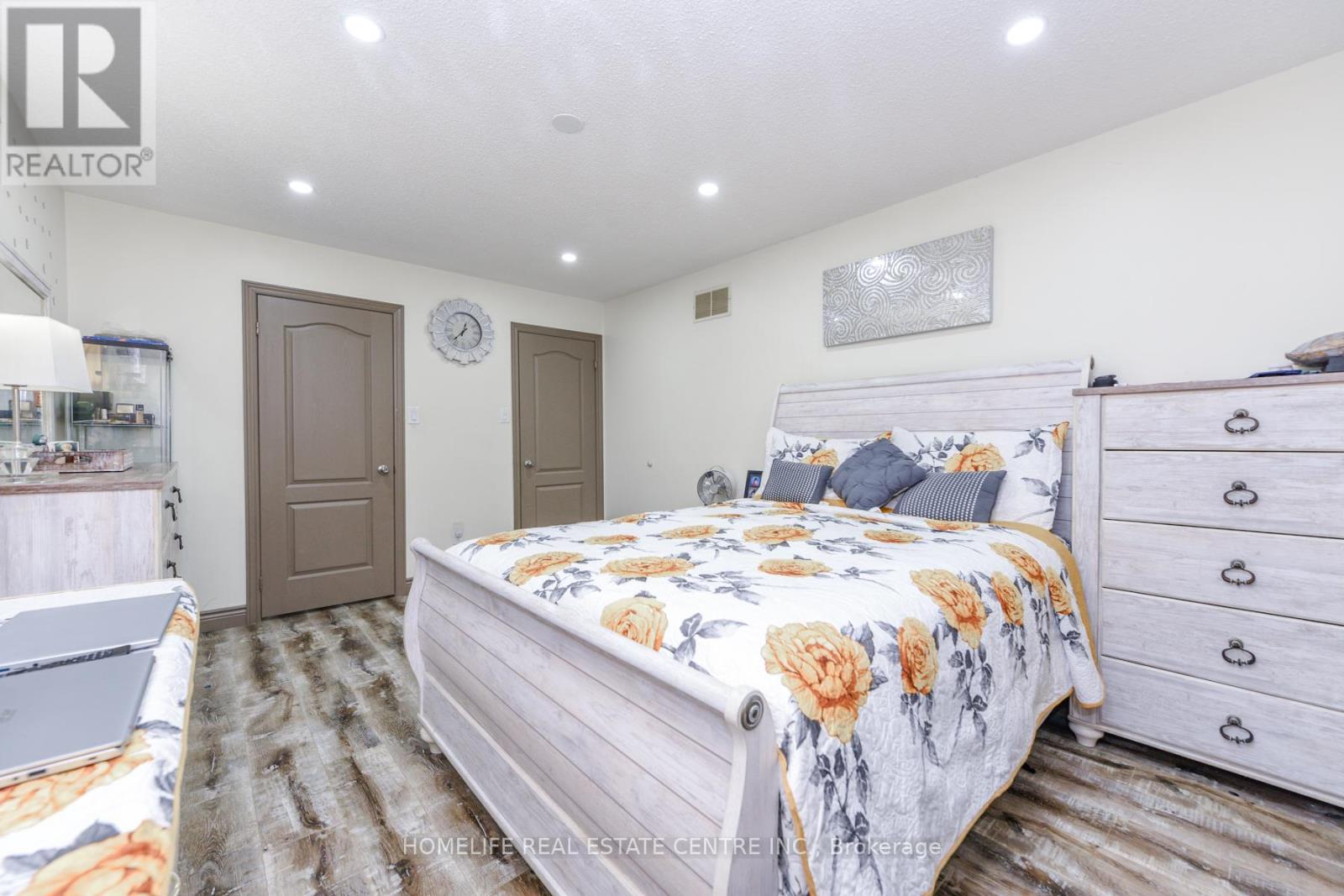 20 Oleander Crescent, Brampton (Heart Lake East), Ontario  L6Z 2C2 - Photo 25 - W12482024