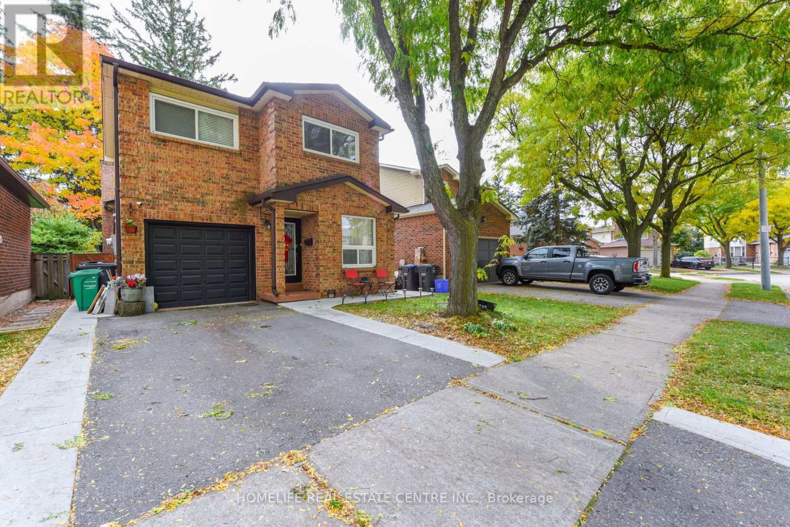 20 Oleander Crescent, Brampton (Heart Lake East), Ontario  L6Z 2C2 - Photo 3 - W12482024