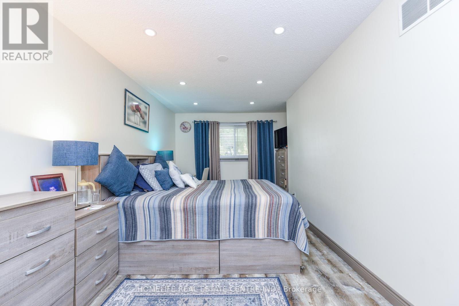 20 Oleander Crescent, Brampton (Heart Lake East), Ontario  L6Z 2C2 - Photo 30 - W12482024