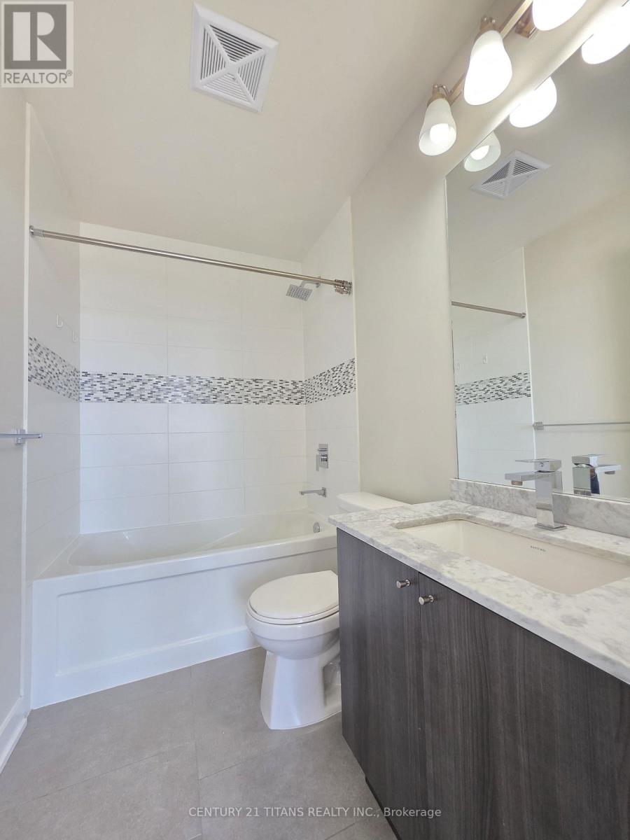1205 - 4011 Brickstone Mews, Mississauga (City Centre), Ontario  L5B 0G3 - Photo 10 - W12482046