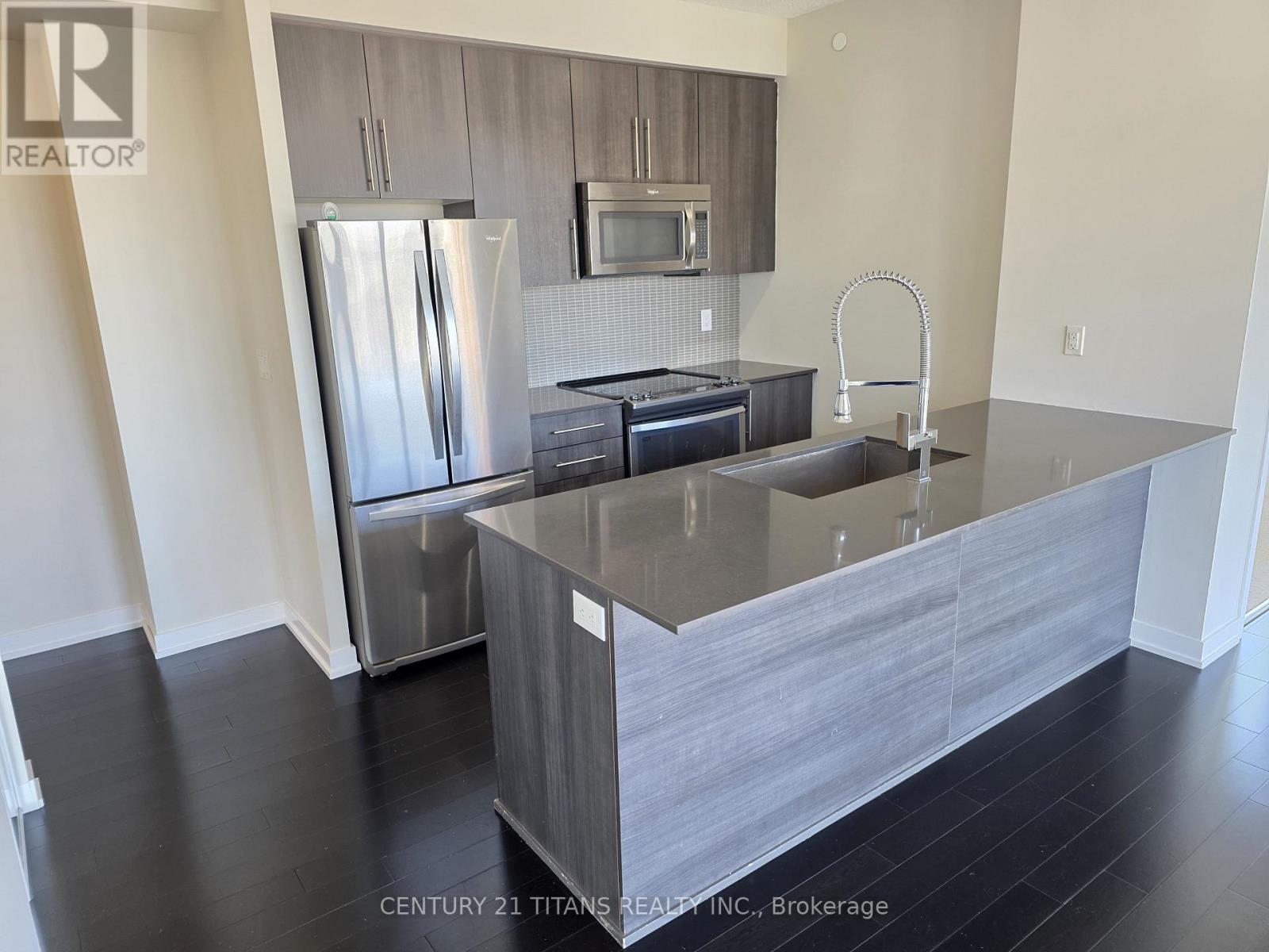 1205 - 4011 Brickstone Mews, Mississauga (City Centre), Ontario  L5B 0G3 - Photo 2 - W12482046