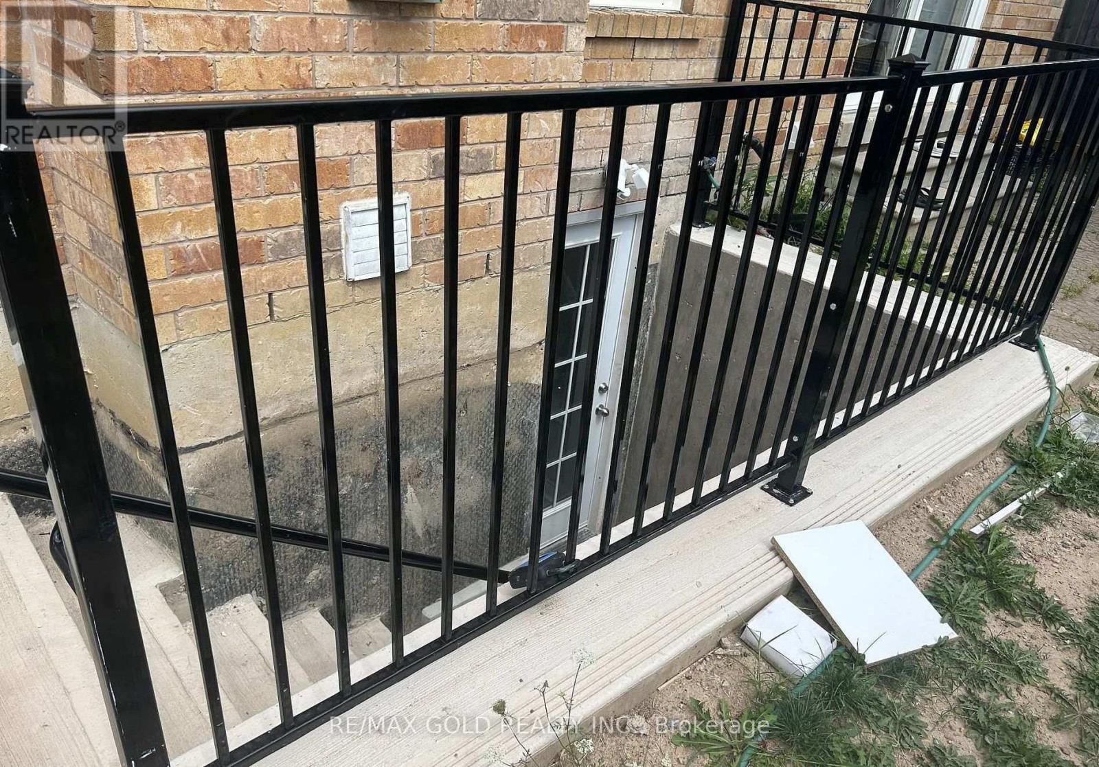 (Bsmt) - 84 Crown Victoria Drive, Brampton (Fletcher's Meadow), Ontario  L7A 3X1 - Photo 9 - W12482049