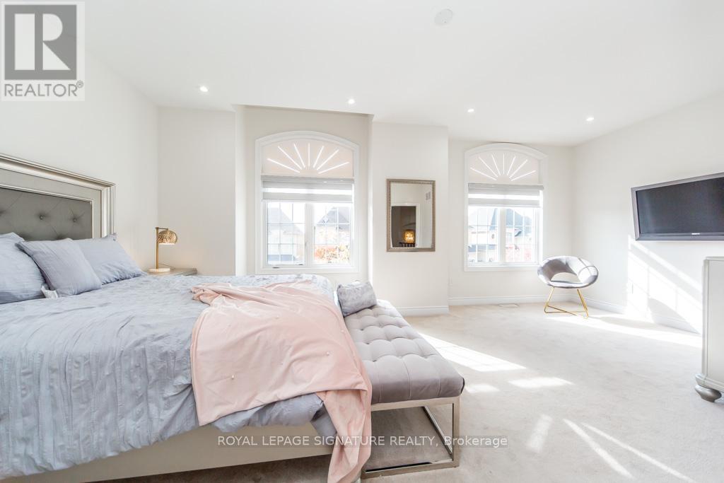 37 Royal Drive W, Brampton, Ontario  L6X 0Z8 - Photo 17 - W12482055