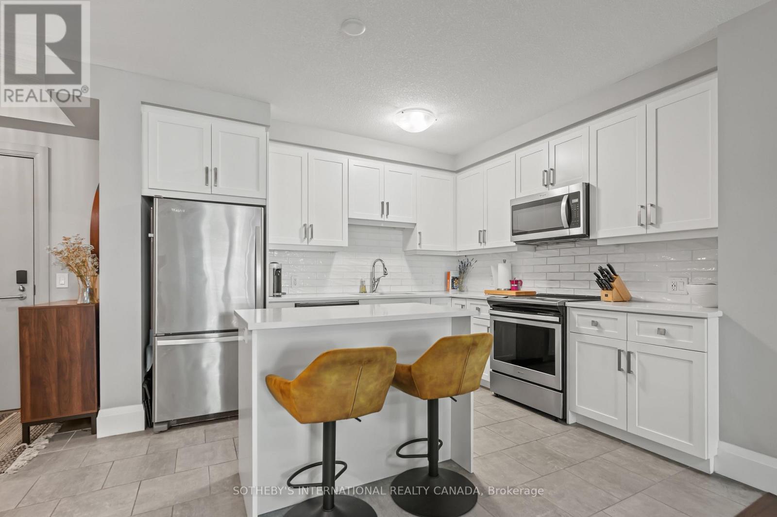 612 - 73 Arthur Street, Guelph, Ontario  N1E 0S6 - Photo 8 - X12482035