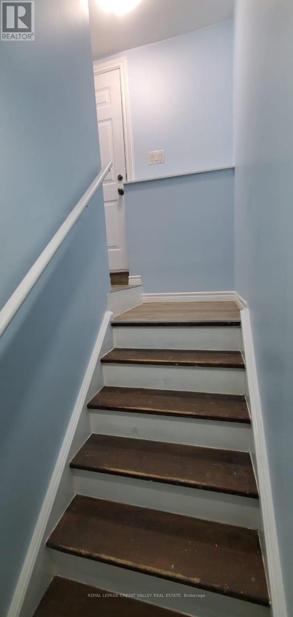 53 Carrington (Bsmt) Place, Guelph, Ontario  N1G 5C3 - Photo 4 - X12482042