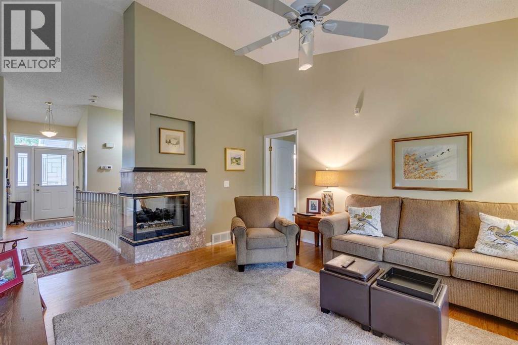 Property at 74 Evergreen Bay SW image 5