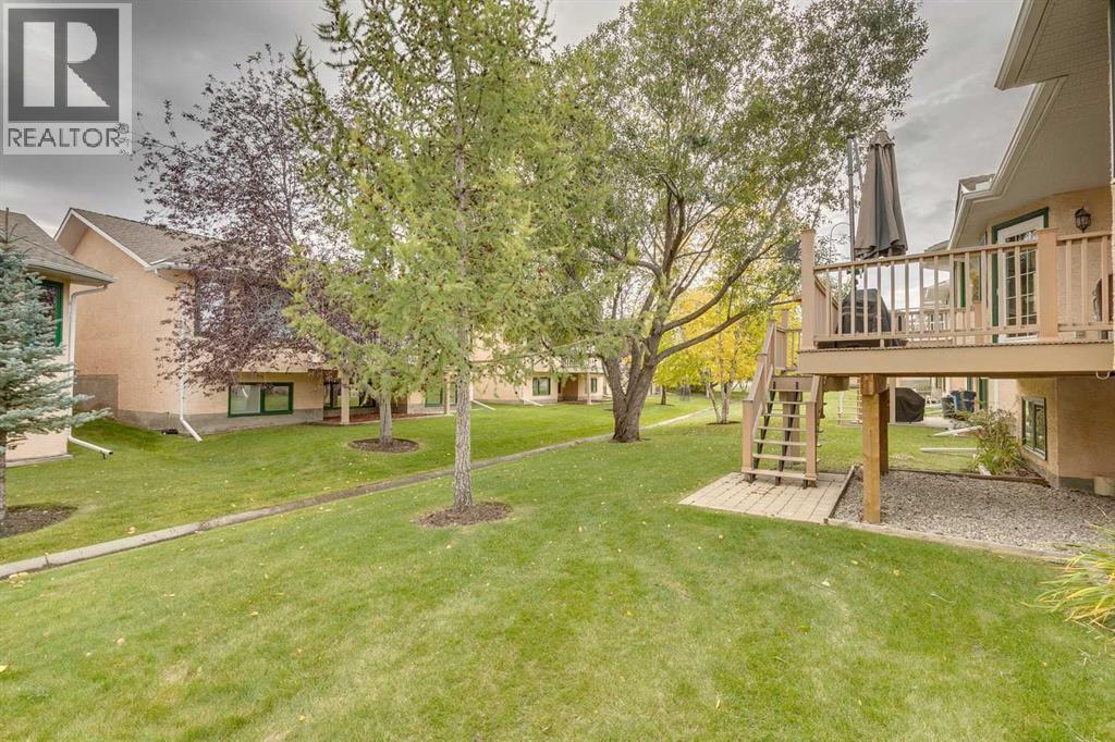 74 Evergreen Bay Sw, Calgary, Alberta  T2Y 3E9 - Photo 32 - A2261025