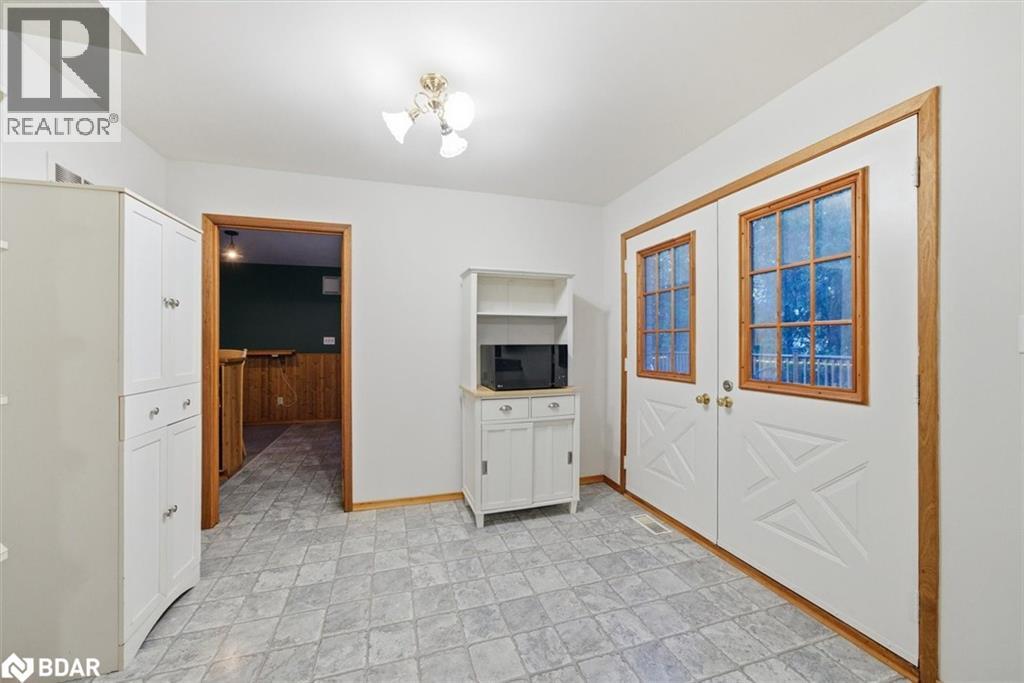 62 Evelyn Avenue, Keswick, Ontario  L4P 3C8 - Photo 18 - 40781964