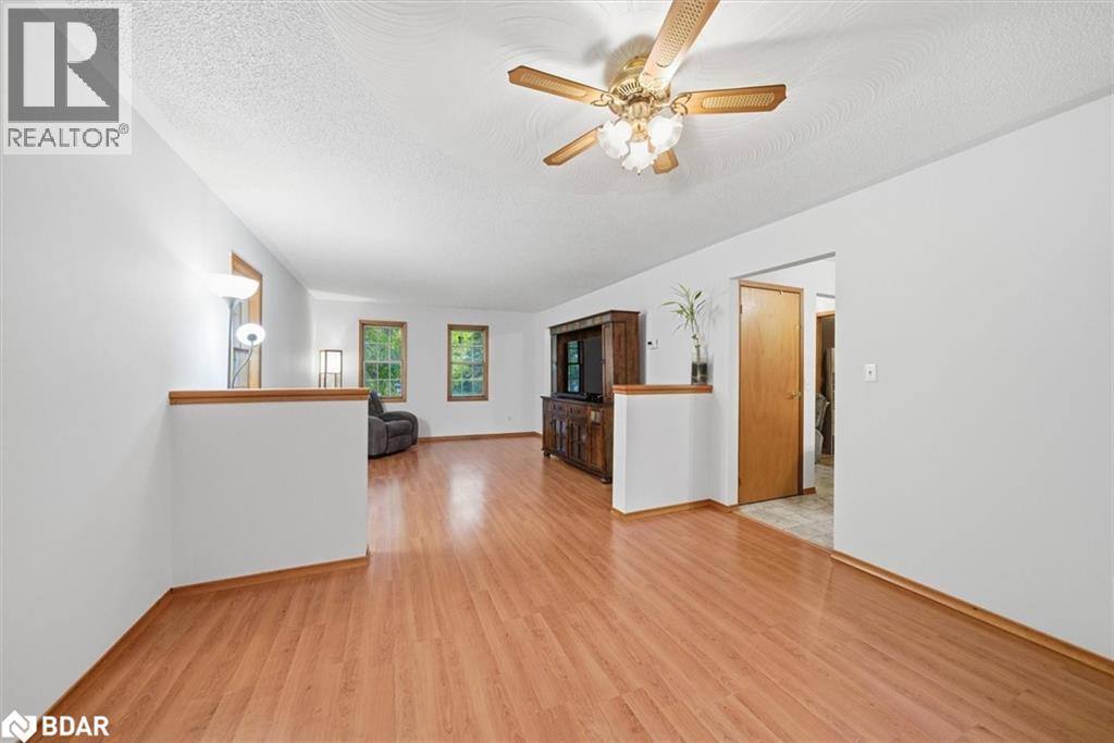 62 Evelyn Avenue, Keswick, Ontario  L4P 3C8 - Photo 12 - 40781964