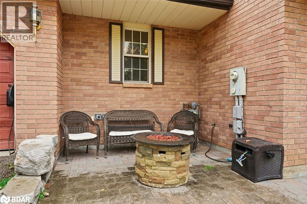 62 Evelyn Avenue, Keswick, Ontario  L4P 3C8 - Photo 5 - 40781964