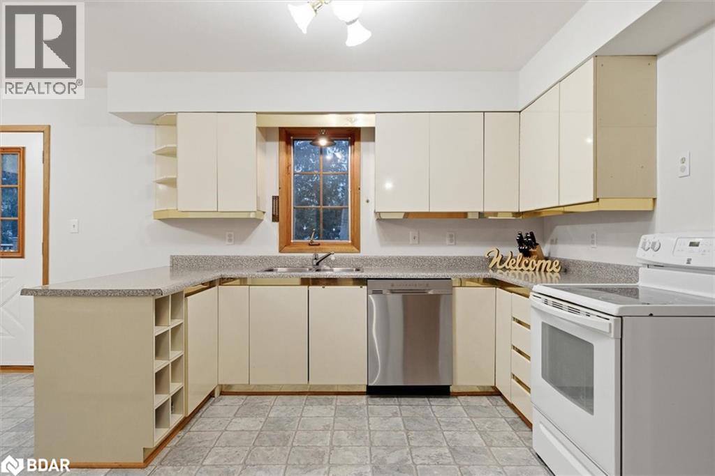 62 Evelyn Avenue, Keswick, Ontario  L4P 3C8 - Photo 14 - 40781964