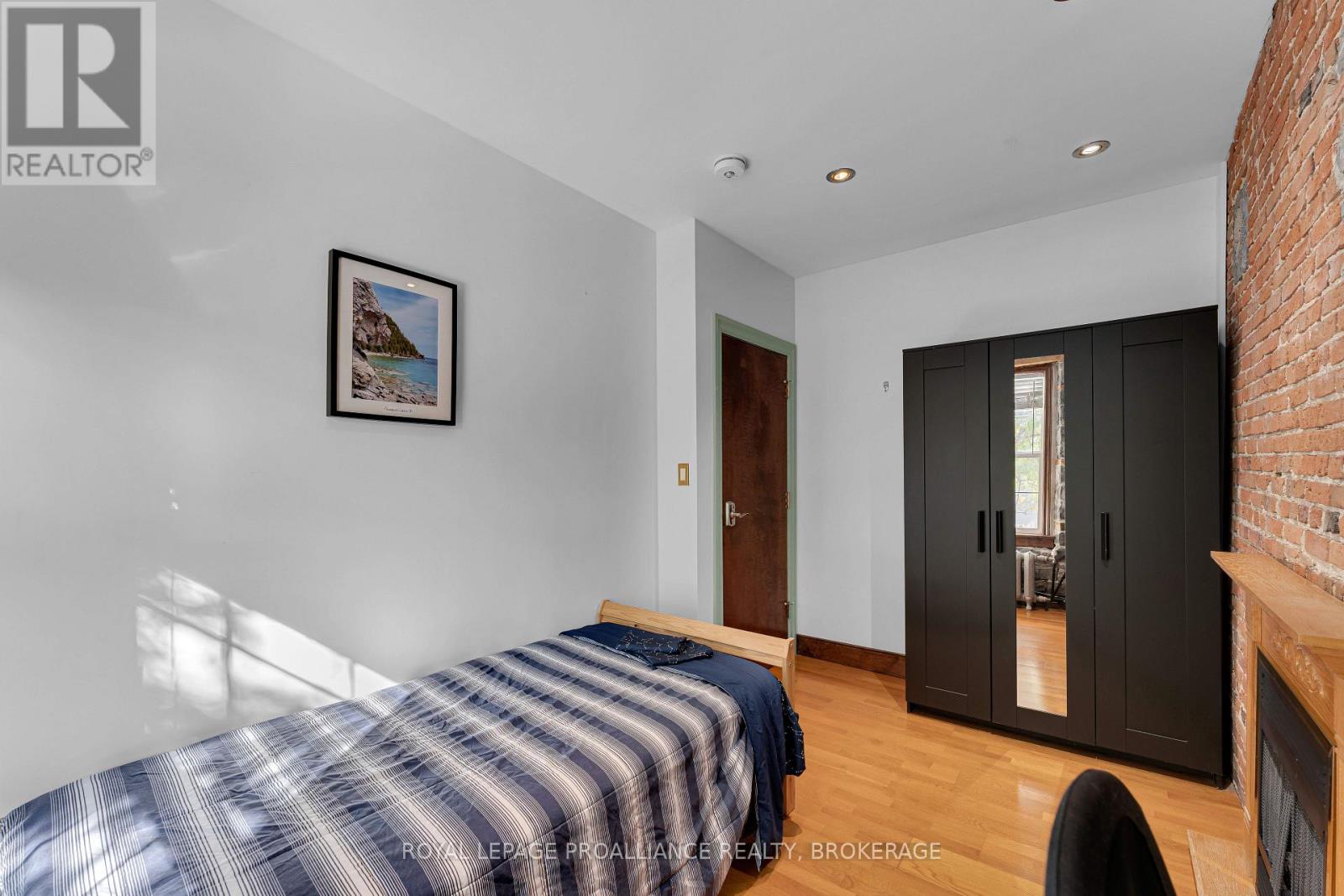 153-155 Brock Street, Kingston, Ontario  K7L 1S2 - Photo 10 - X12476911