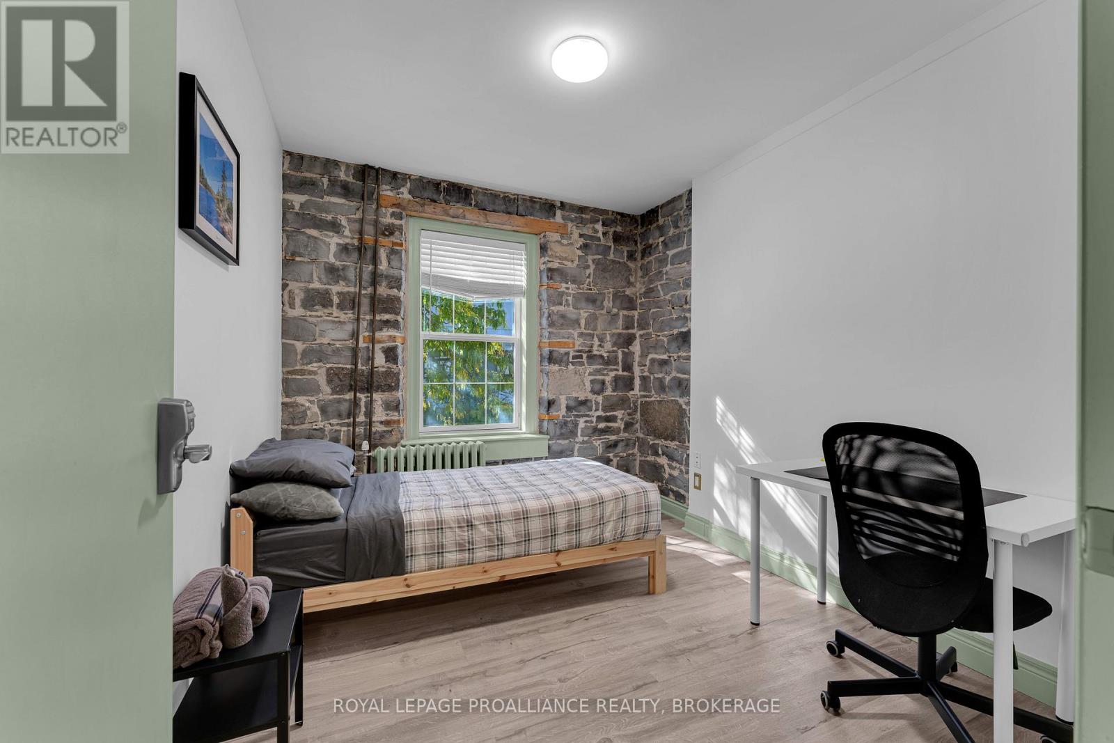 153-155 Brock Street, Kingston, Ontario  K7L 1S2 - Photo 8 - X12476911