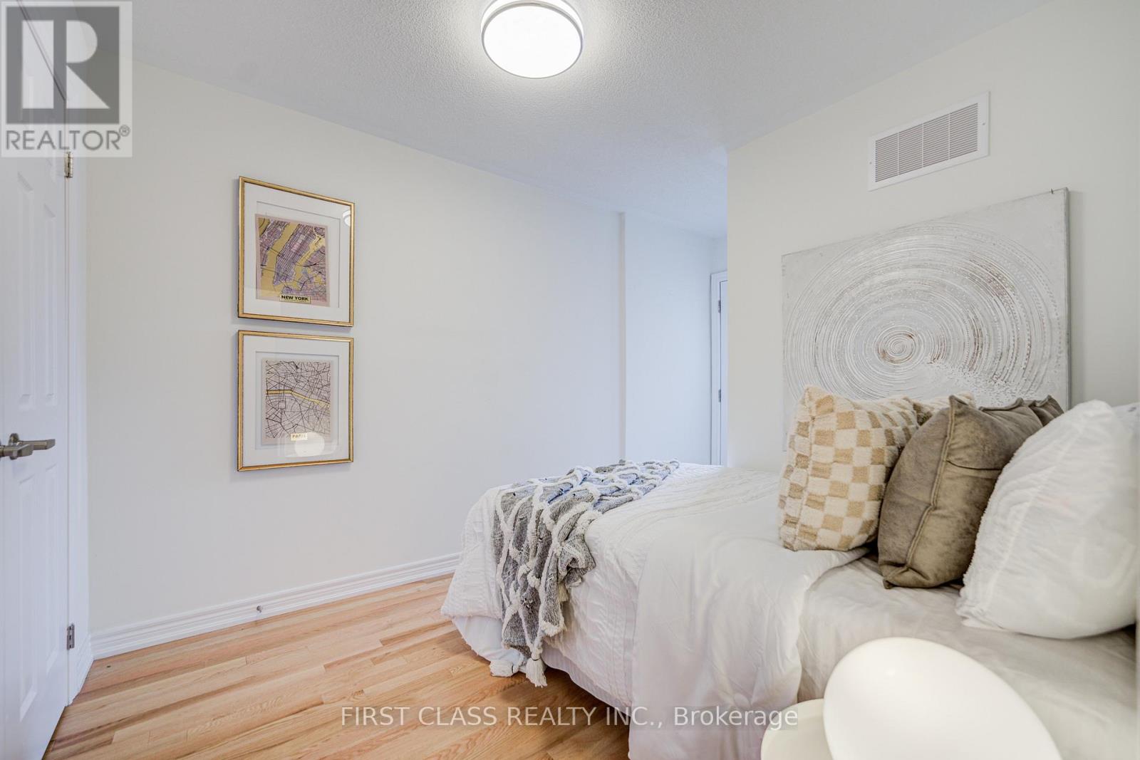 2867 Whites Road, Pickering, Ontario  L1X 2R4 - Photo 23 - E12482065