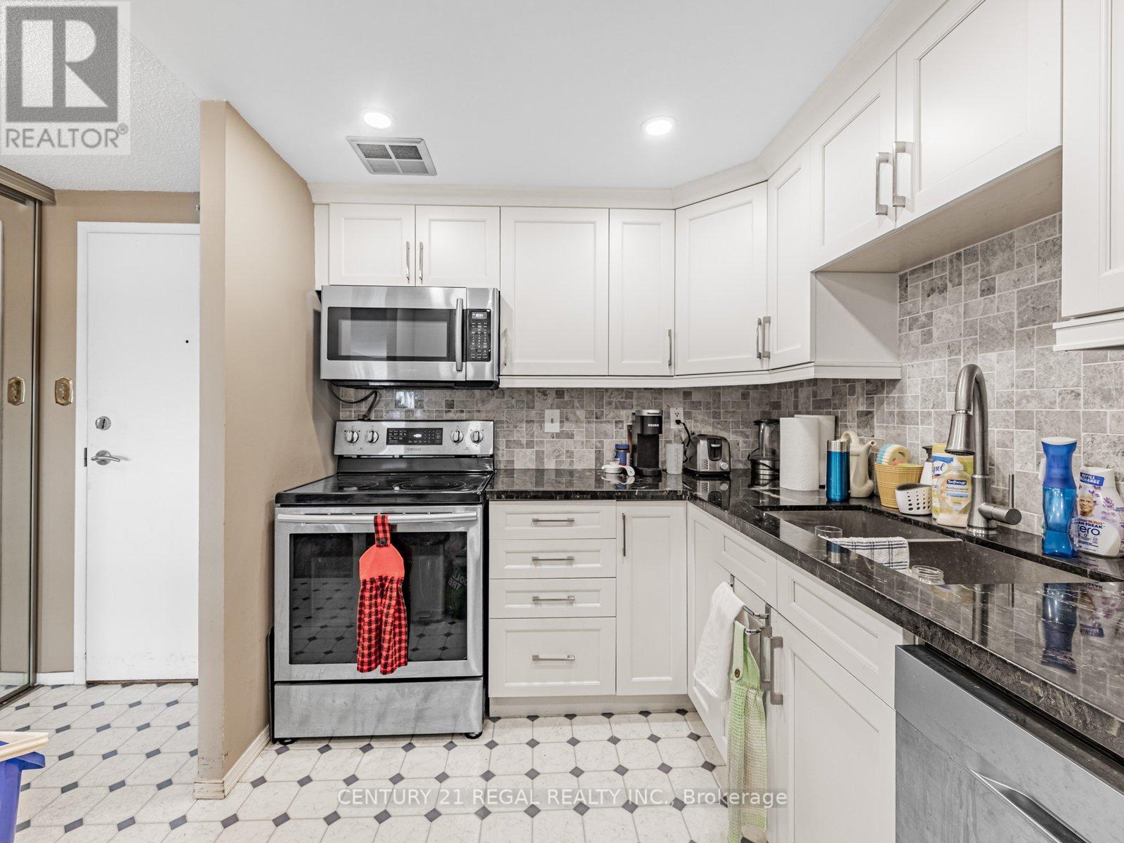 601 - 20 Dean Park Road, Toronto, Ontario  M1B 3G9 - Photo 6 - E12482072