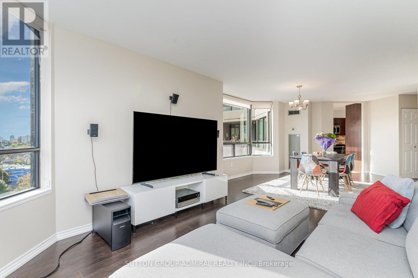 807 - 7440 Bathurst Street, Vaughan, Ontario  L4J 7K8 - Photo 10 - N12482080
