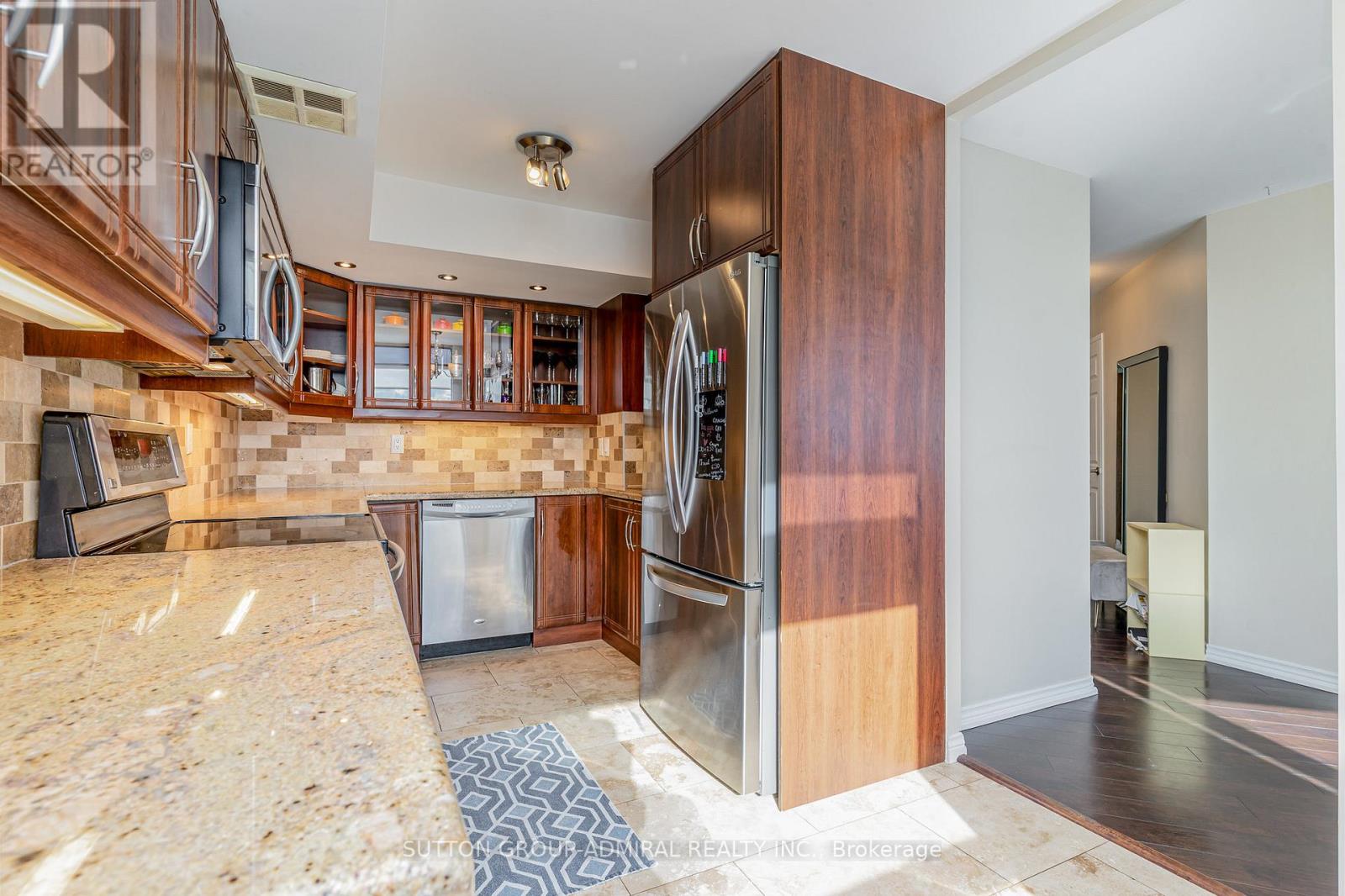807 - 7440 Bathurst Street, Vaughan, Ontario  L4J 7K8 - Photo 14 - N12482080