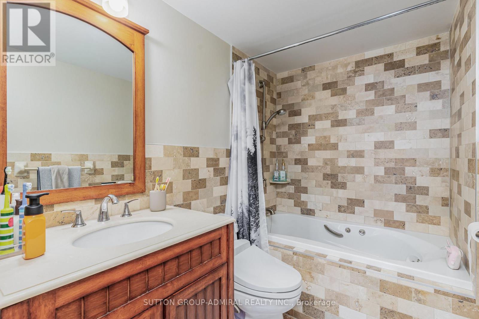 807 - 7440 Bathurst Street, Vaughan, Ontario  L4J 7K8 - Photo 22 - N12482080