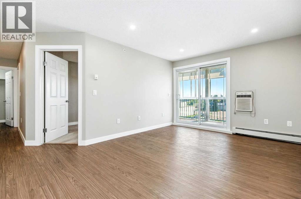 401, 4319 49 Street, Innisfail, Alberta  T4G 1Y4 - Photo 3 - A2244963