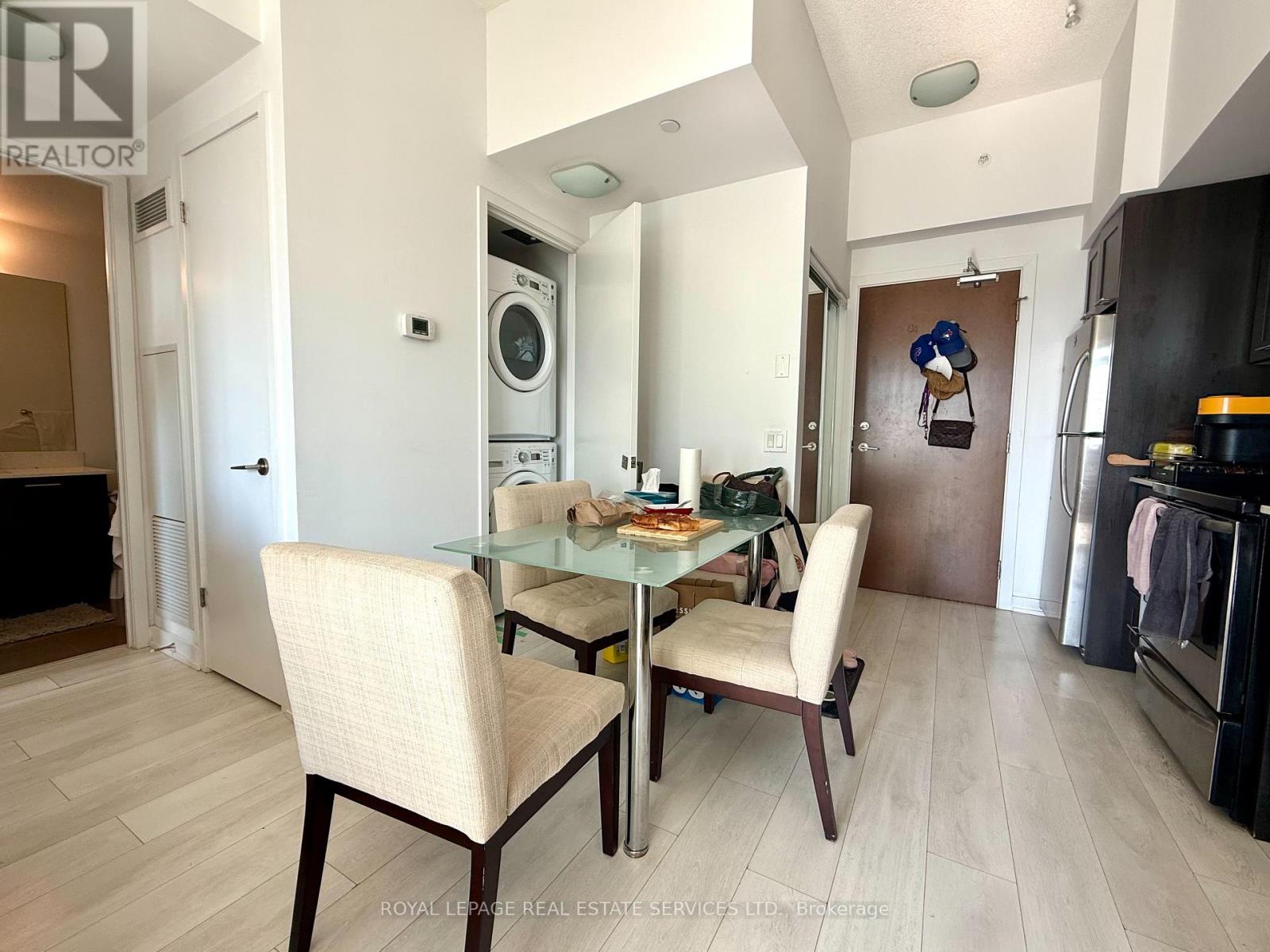 804 - 2212 Lakeshore Boulevard, Toronto, Ontario  M8V 0V2 - Photo 6 - W12479524