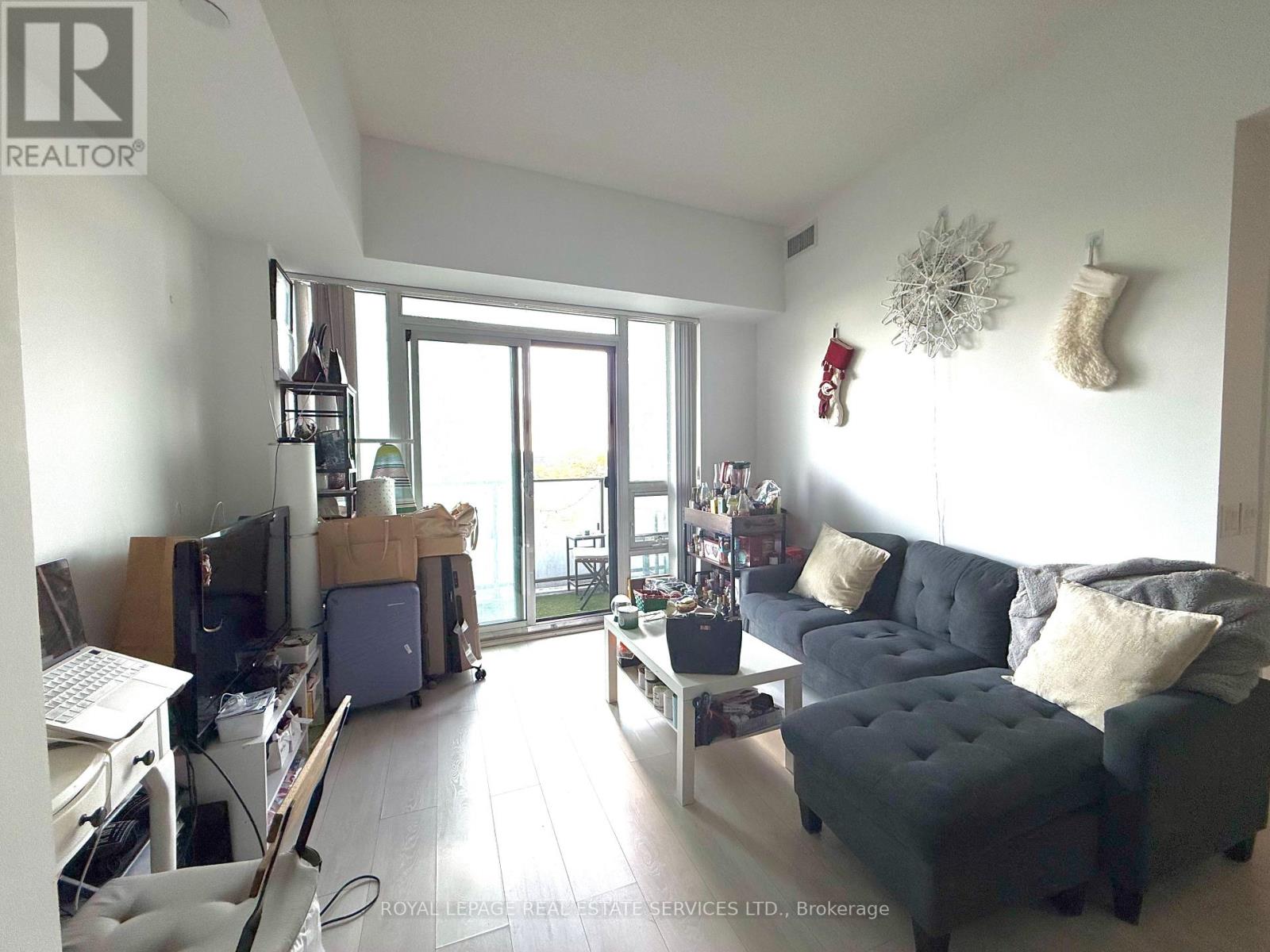 804 - 2212 Lakeshore Boulevard, Toronto, Ontario  M8V 0V2 - Photo 9 - W12479524