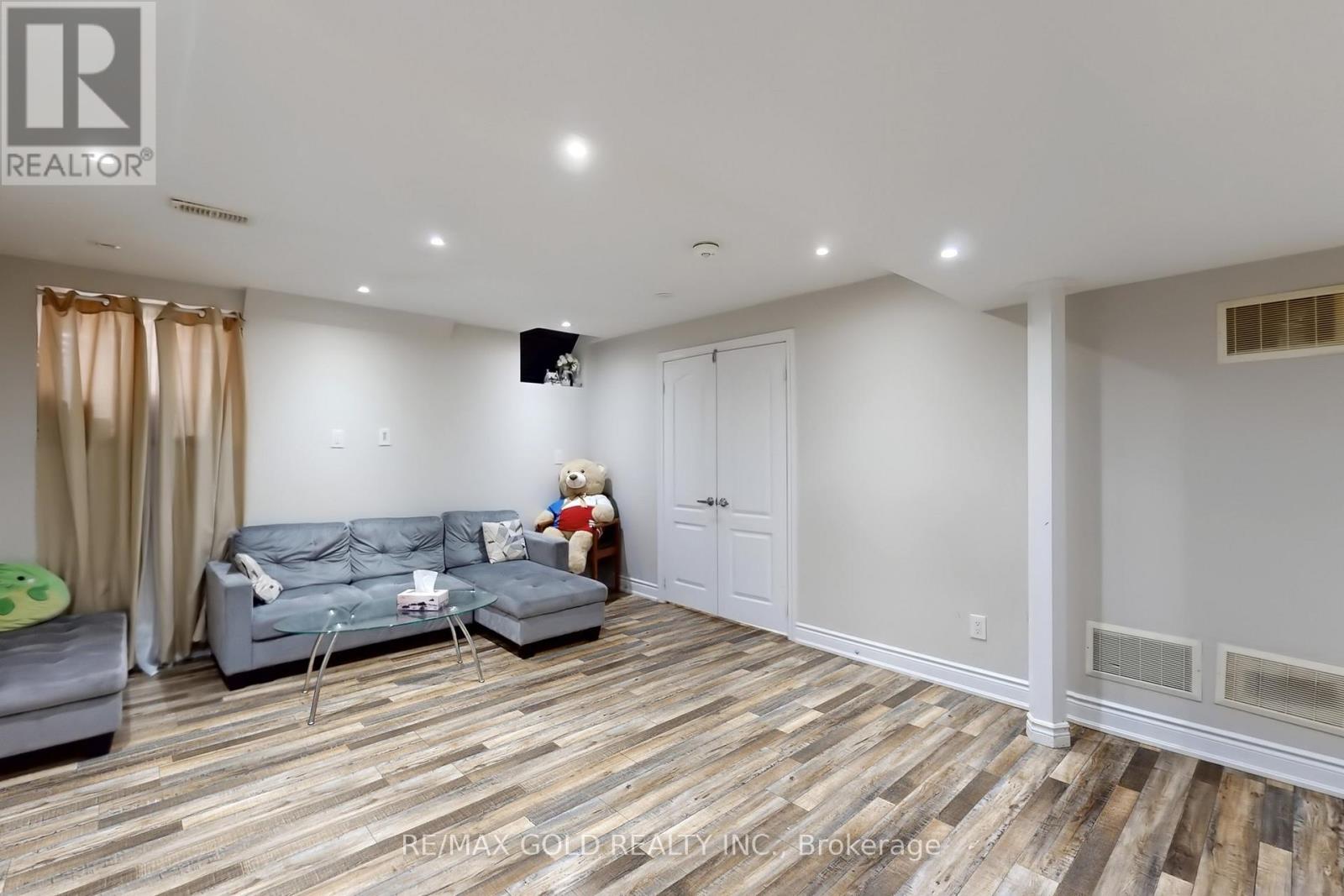 16 Ricardo Road, Brampton, Ontario  L6P 3Z1 - Photo 44 - W12482066