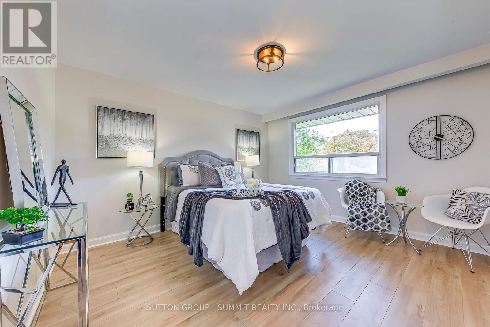 42 Winnipeg Road, Toronto, Ontario  M9P 2E4 - Photo 15 - W12482079
