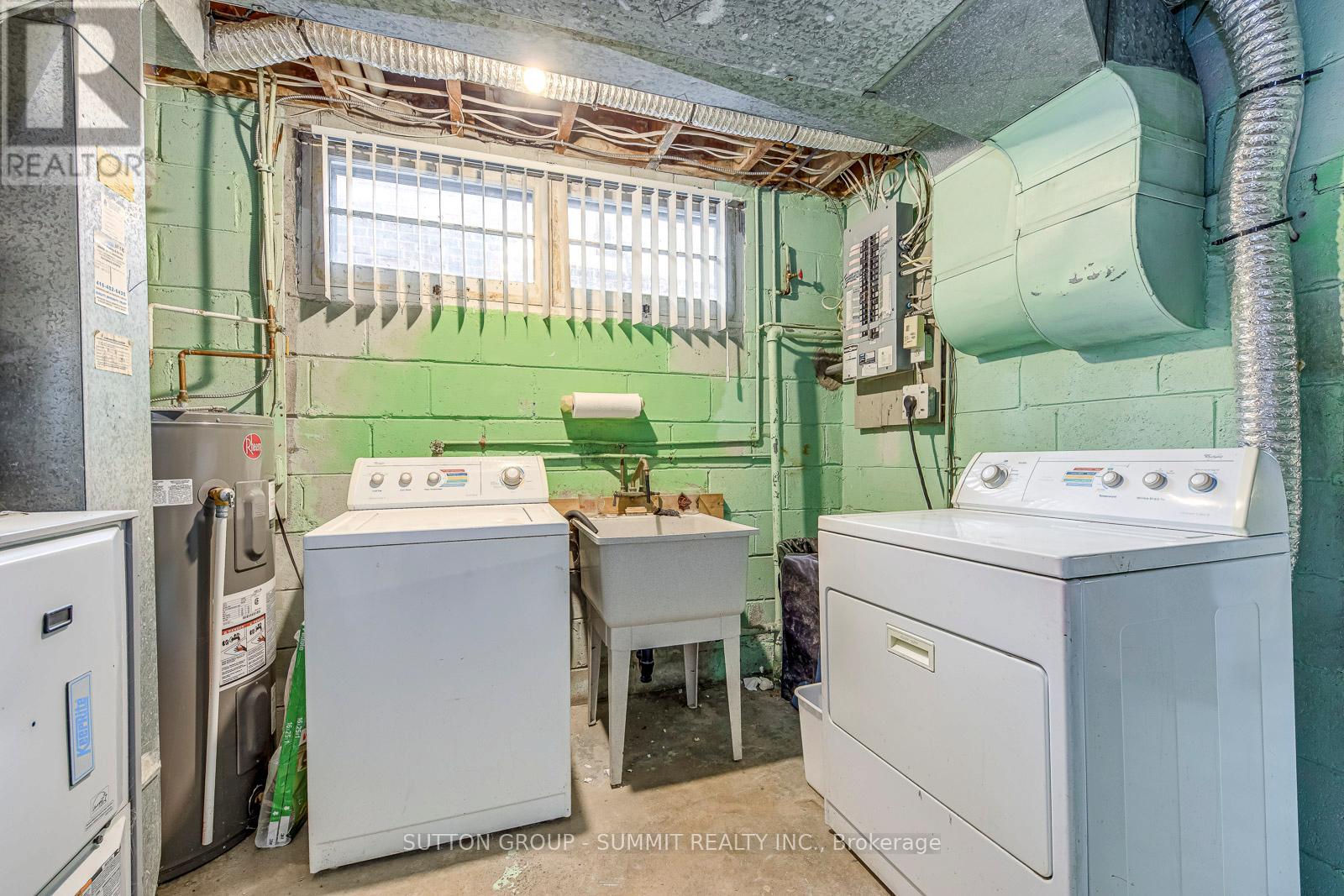 42 Winnipeg Road, Toronto, Ontario  M9P 2E4 - Photo 32 - W12482079