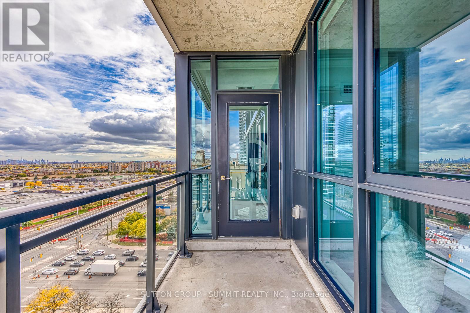 1305 - 55 Eglinton Avenue, Mississauga, Ontario  L5R 0E4 - Photo 24 - W12482082