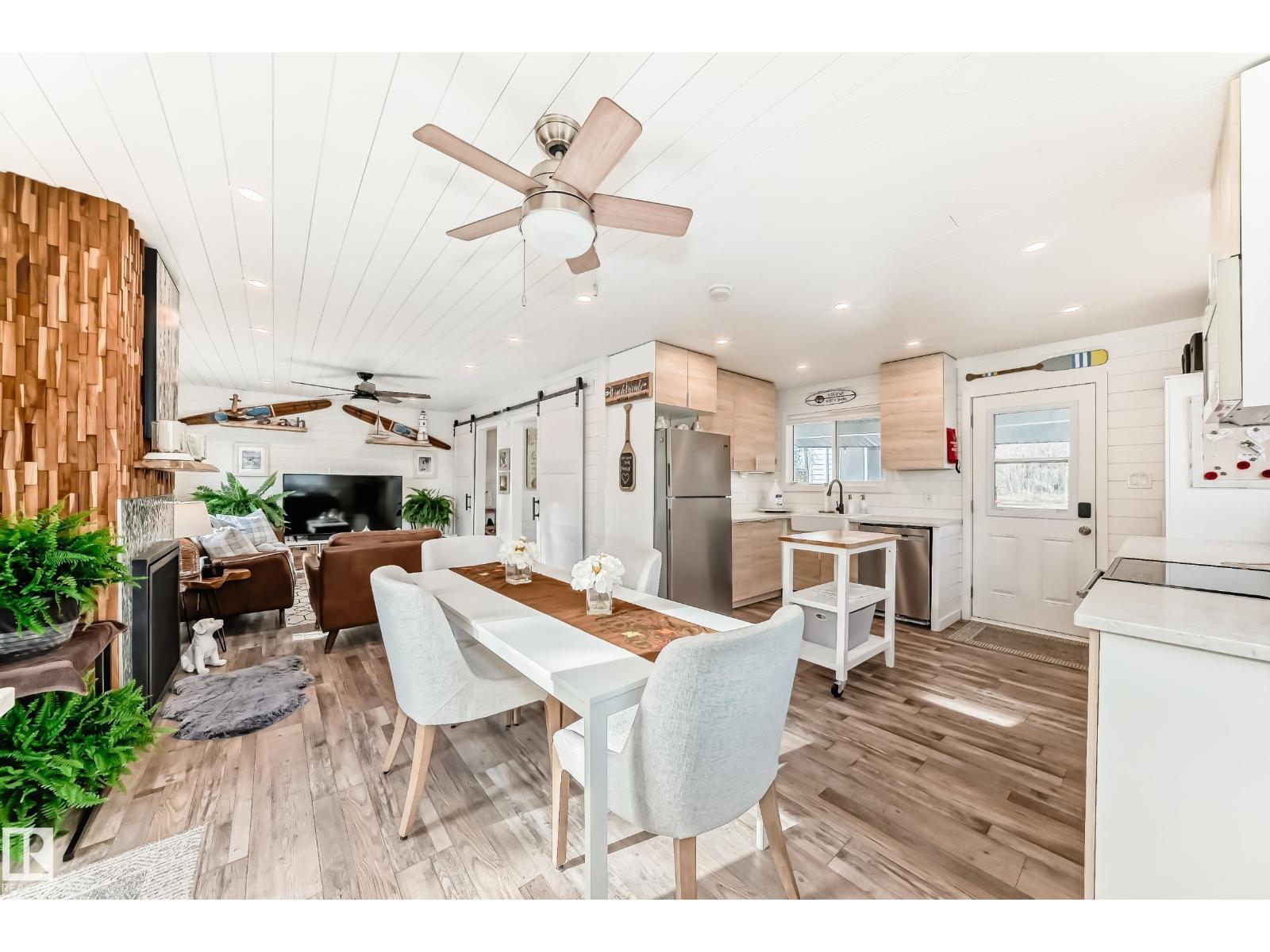 6108 Willow WY, Rural Lac Ste. Anne County, Alberta