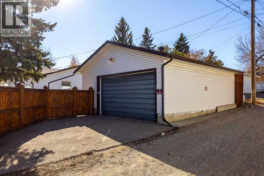 7031 Hunterbow Crescent Nw, Calgary, Alberta  T2K 4R4 - Photo 38 - A2265233