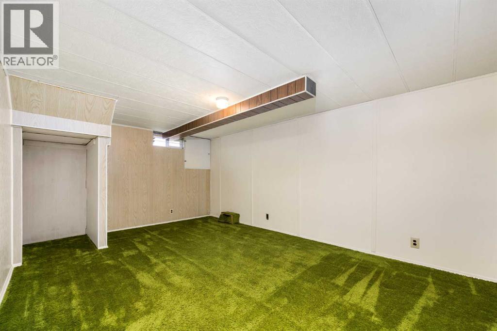 7031 Hunterbow Crescent Nw, Calgary, Alberta  T2K 4R4 - Photo 21 - A2265233