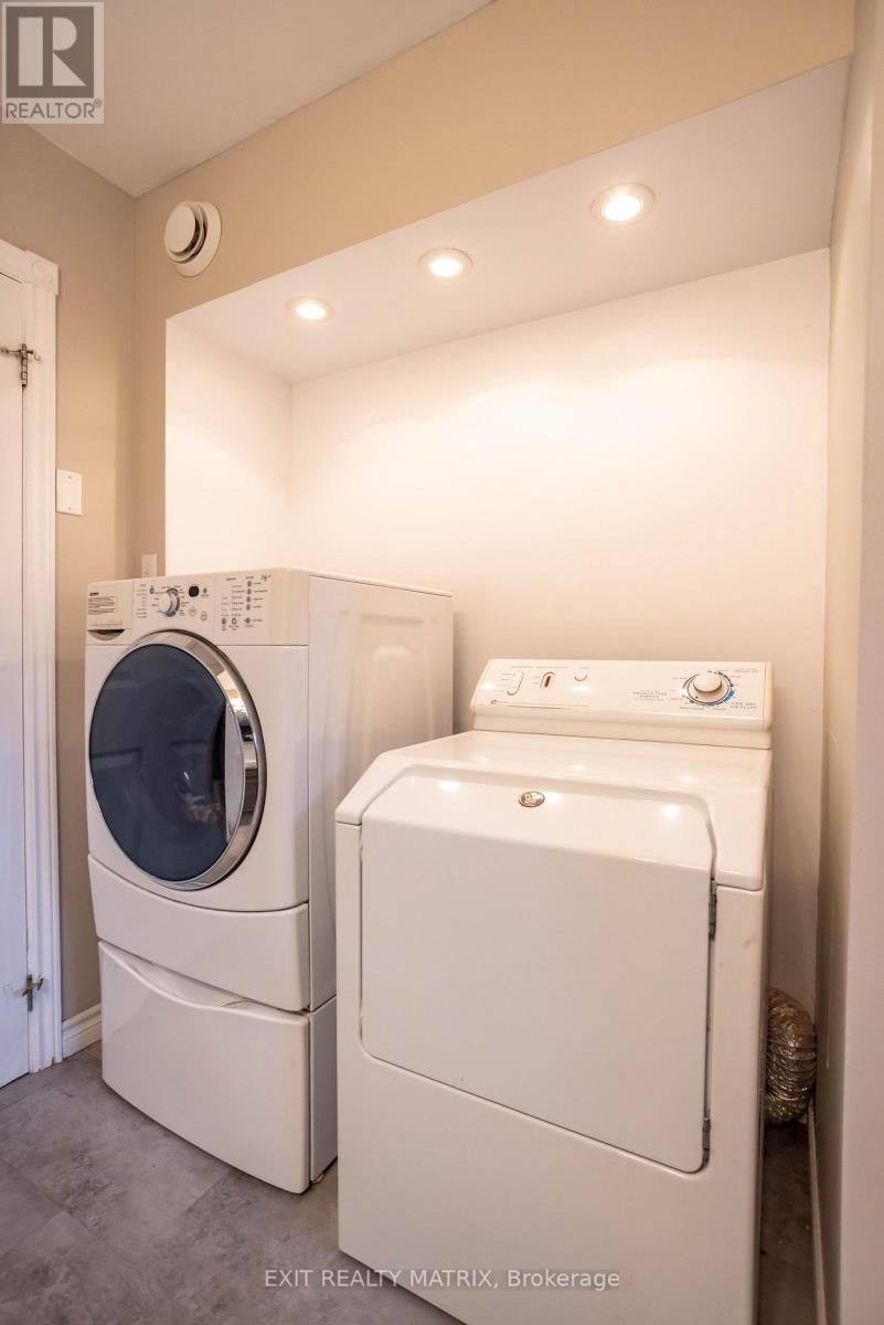 697 Omer Street, Hawkesbury, Ontario  K6A 3G1 - Photo 29 - X12457785