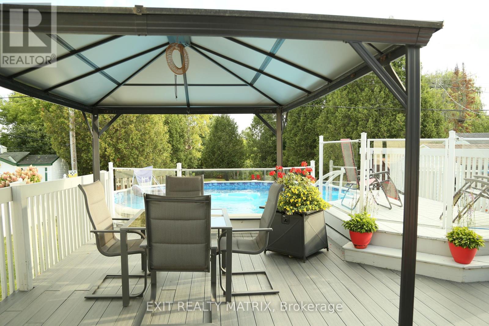 697 Omer Street, Hawkesbury, Ontario  K6A 3G1 - Photo 42 - X12457785