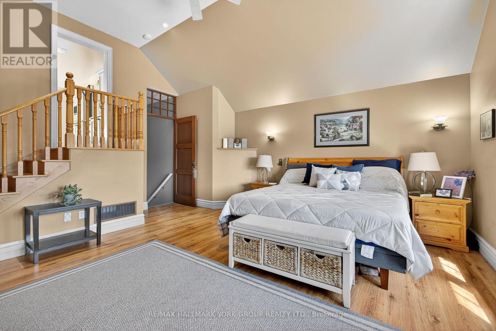 2 Hadley Court, Aurora, Ontario  L4G 7E5 - Photo 33 - N12456899