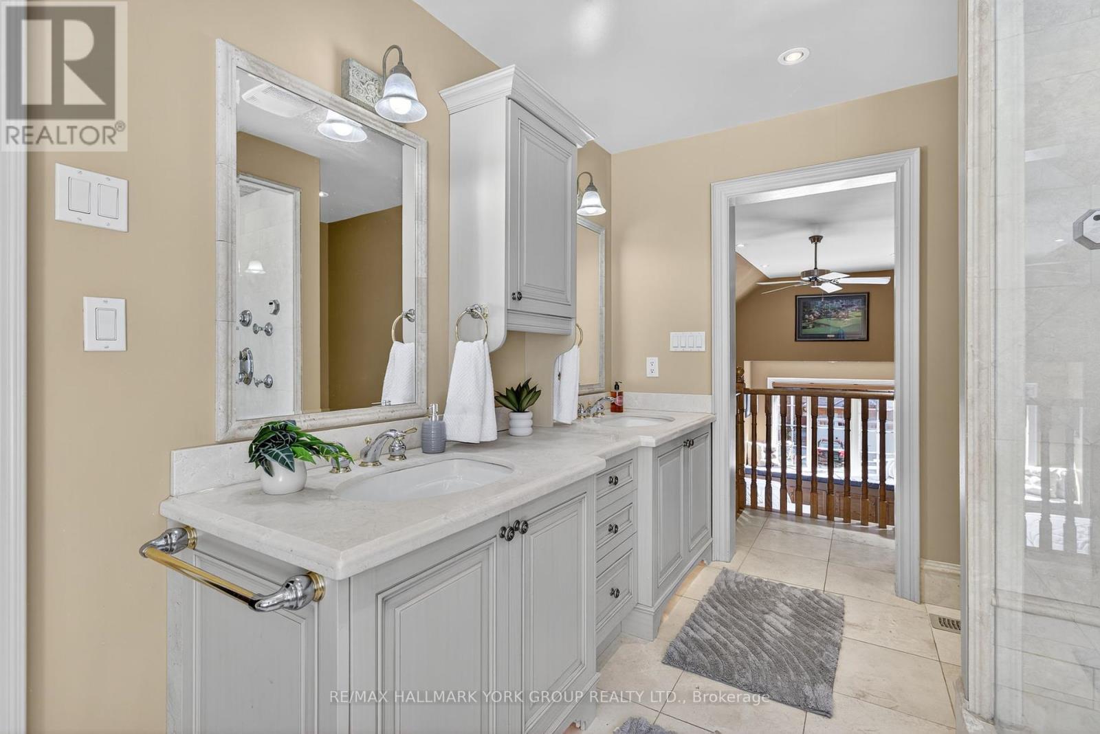 2 Hadley Court, Aurora, Ontario  L4G 7E5 - Photo 36 - N12456899