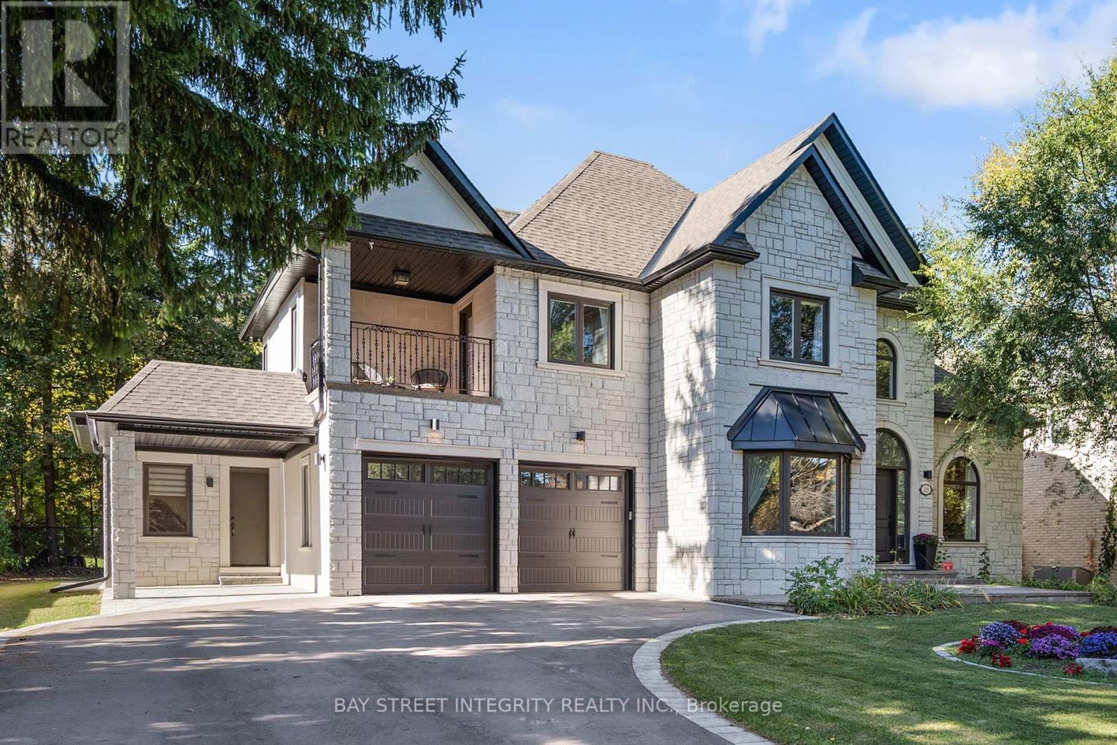 128 PARK CRESCENT, richmond hill (oak ridges lake wilcox), Ontario