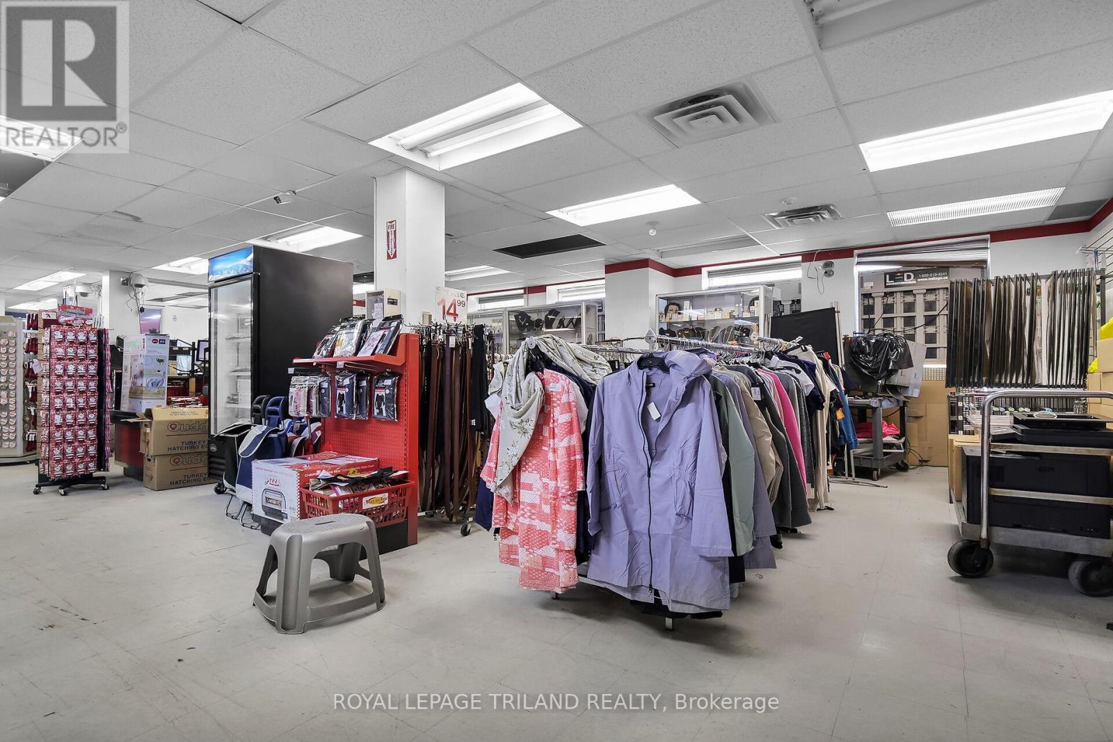 Photo 24 of 26 for 449 Talbot Street