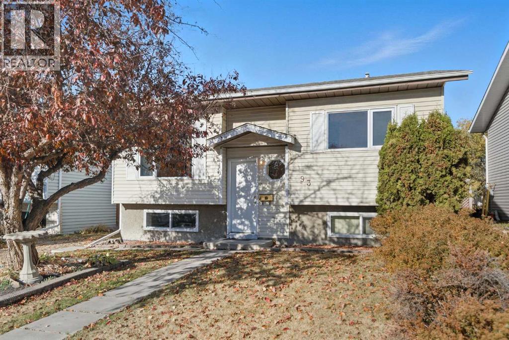 93 Eastman Crescent, Red Deer, Alberta  T4R 1X4 - Photo 1 - A2266576