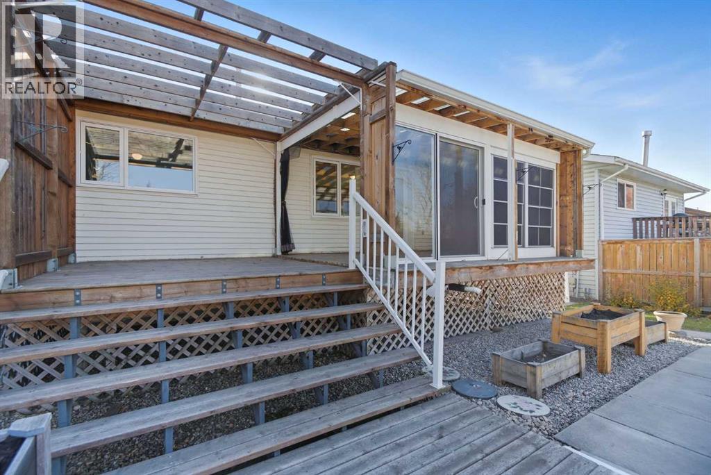 93 Eastman Crescent, Red Deer, Alberta  T4R 1X4 - Photo 21 - A2266576