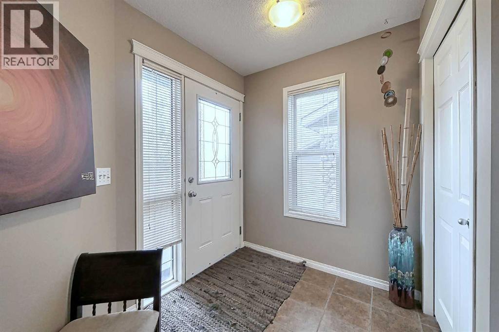 73 Everwoods Road Sw, Calgary, Alberta  T2Y 5C9 - Photo 2 - A2264395