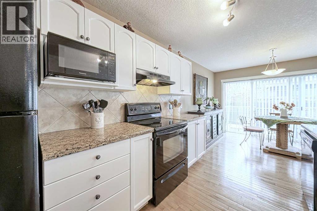 73 Everwoods Road Sw, Calgary, Alberta  T2Y 5C9 - Photo 15 - A2264395