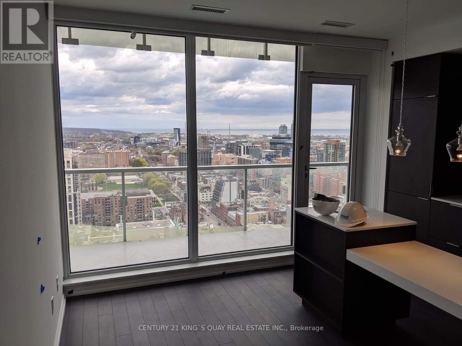 2903 - 197 Yonge Street, Toronto, Ontario  M5B 1M4 - Photo 10 - C12482095